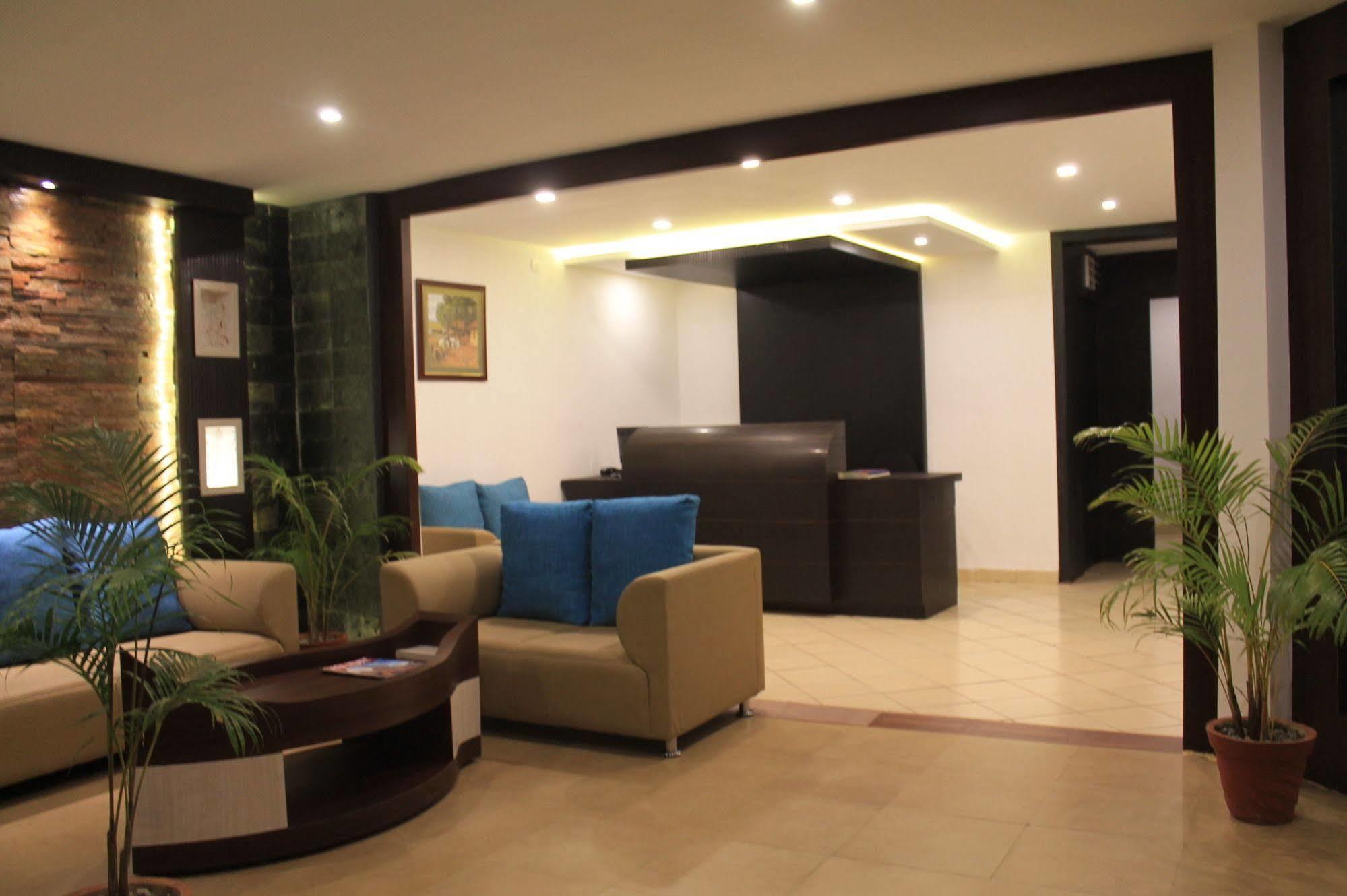 Munnar Tea Hills Resort - Mthr Dış mekan fotoğraf