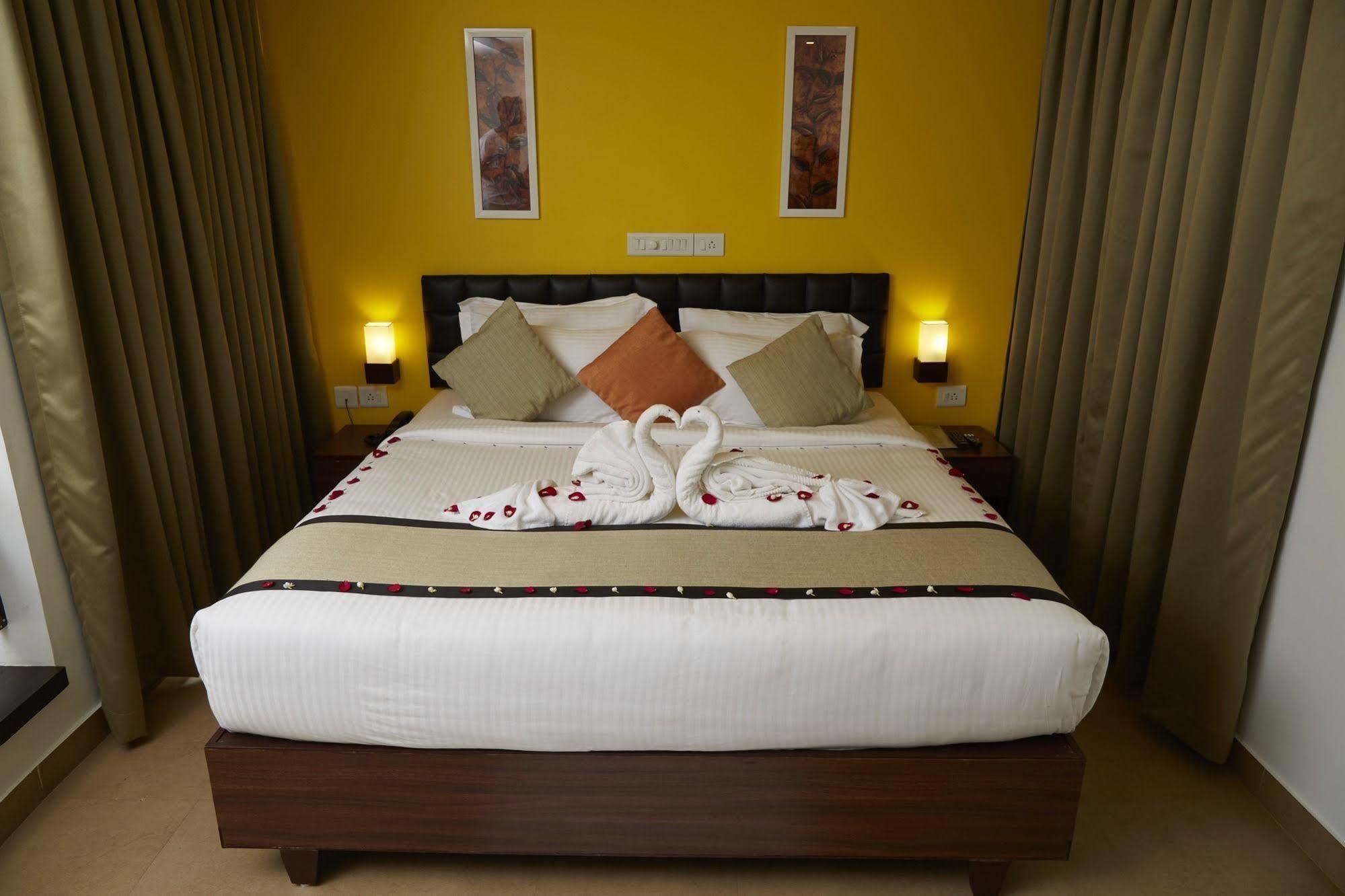 Munnar Tea Hills Resort - Mthr Dış mekan fotoğraf