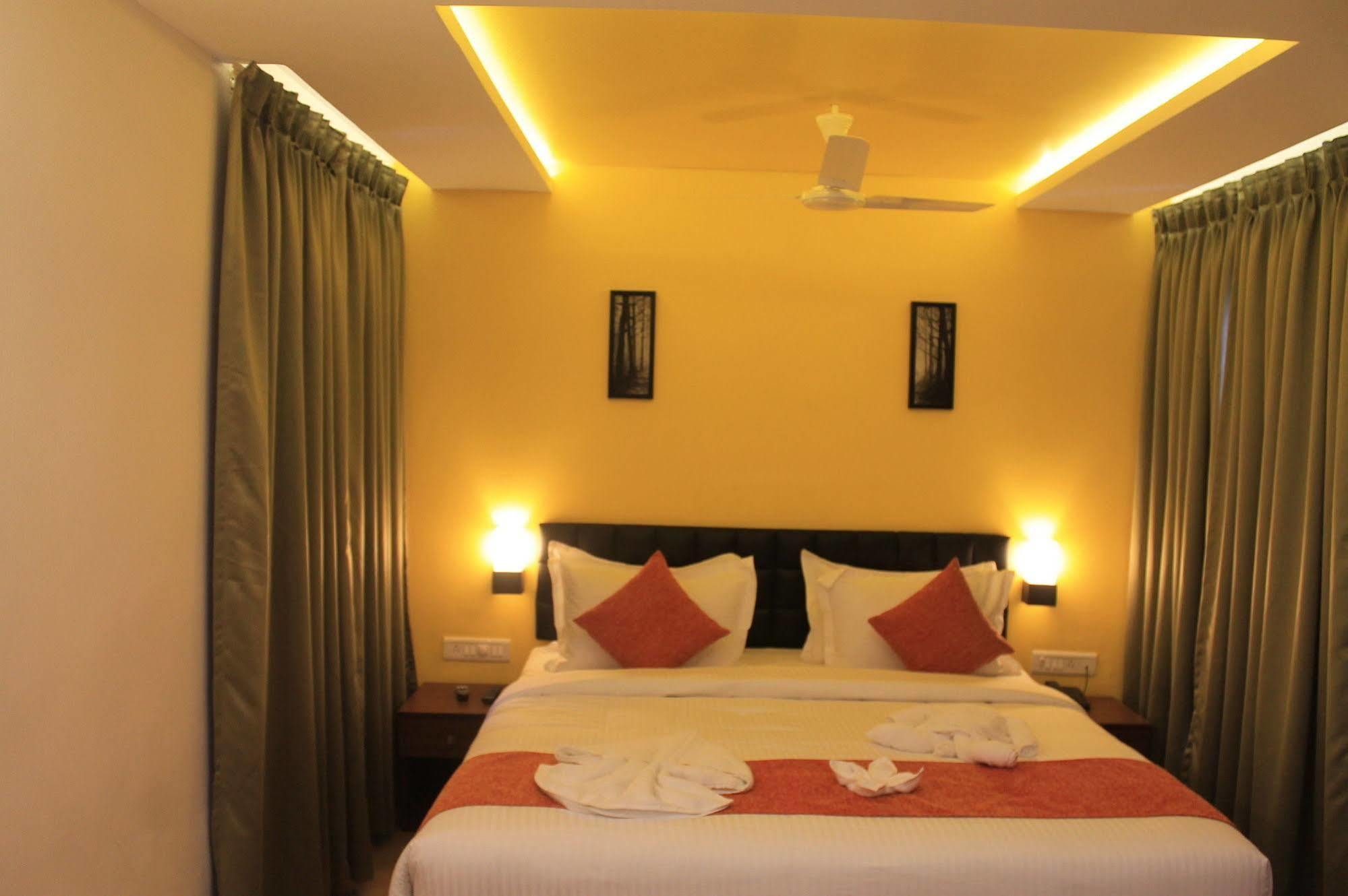 Munnar Tea Hills Resort - Mthr Dış mekan fotoğraf
